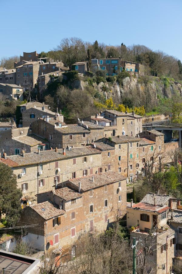 Opera Suites - Le Notti Bianche Calcata Exterior foto